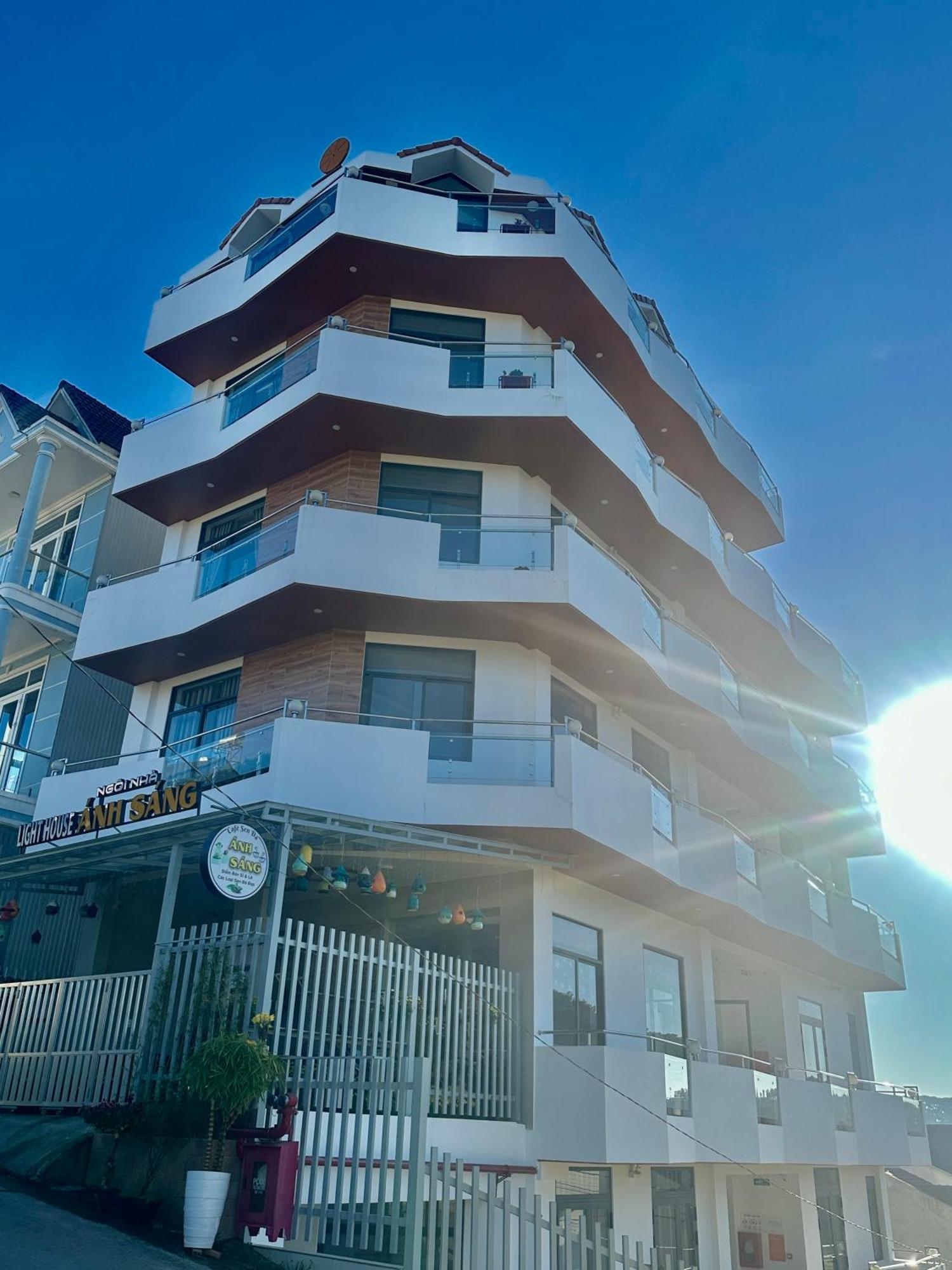 Khach San Anh Sang - Light House Otel Da Lat Dış mekan fotoğraf